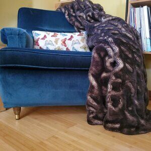 DONNA SALYERS FABULOUS FUR THROW 72 x 60 CHOCOLATE MINK FAUX FUR THROW BLANKET